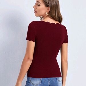 🪅 Burgundy Scallop Trim Top Size M